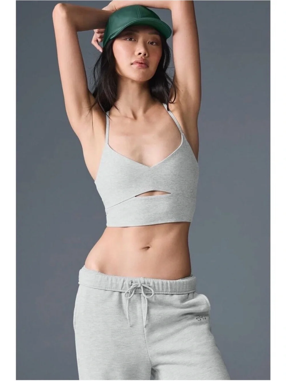 ALO Yoga Alosoft Highlight Bra in Athletic Heather Gray Size Large